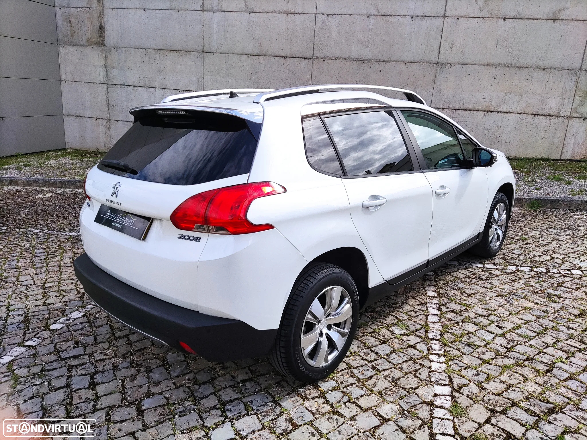 Peugeot 2008 1.6 BlueHDi Style - 15