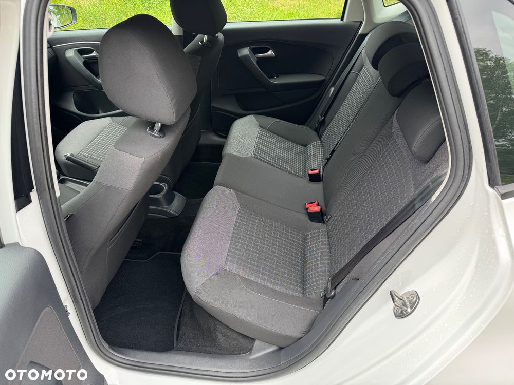 Volkswagen Polo 1.0 Comfortline - 18