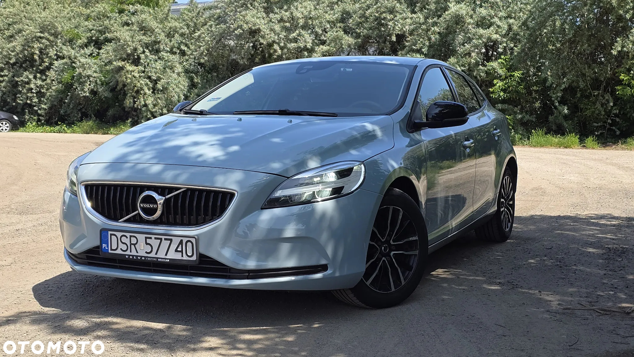 Volvo V40 D2 Drive-E Momentum - 9