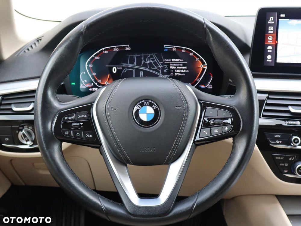BMW Seria 5 - 12