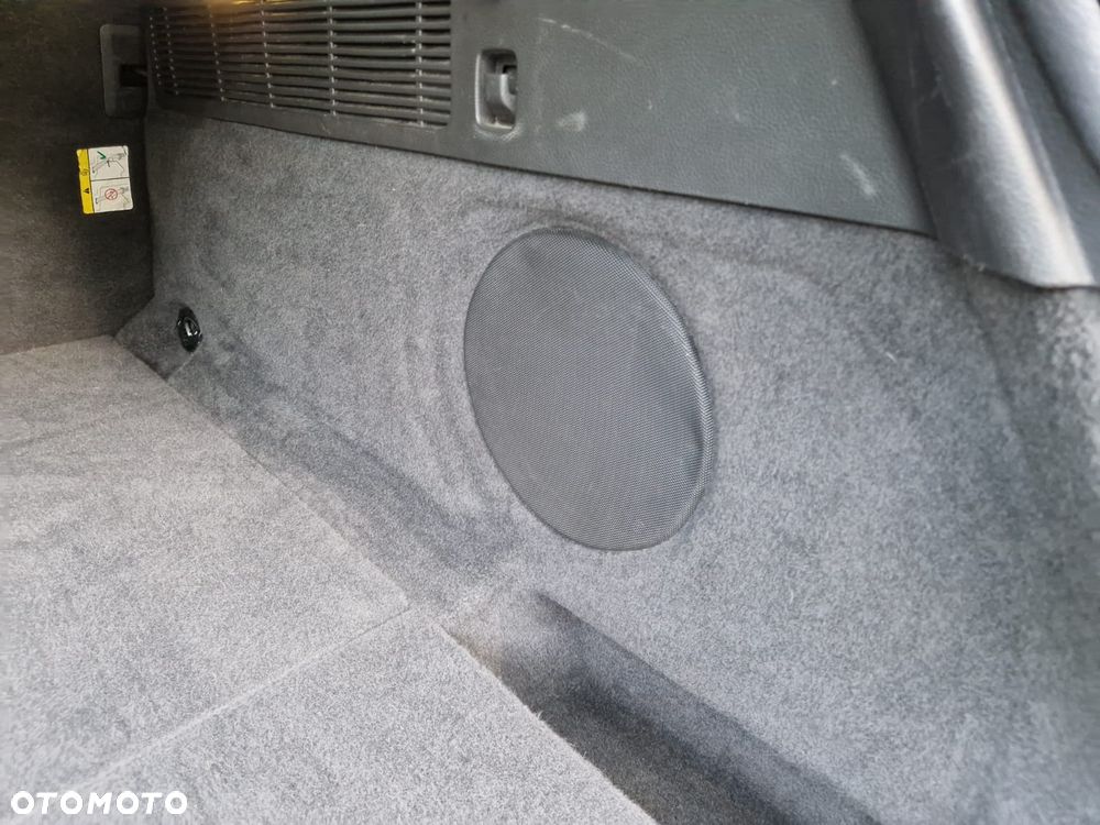 Ford Mondeo - 35