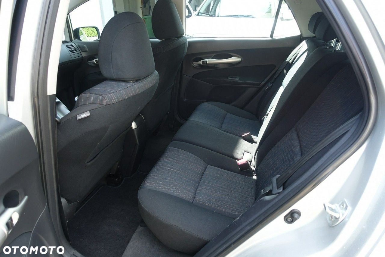Toyota Auris 1.4 D-4D Premium - 14