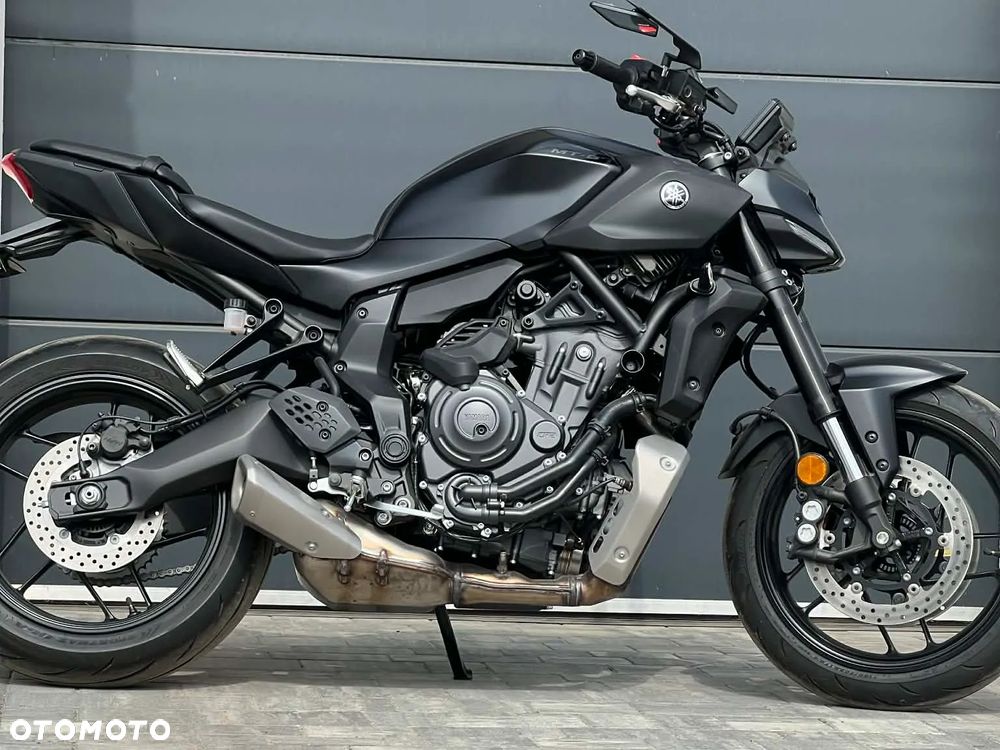 Yamaha MT - 2