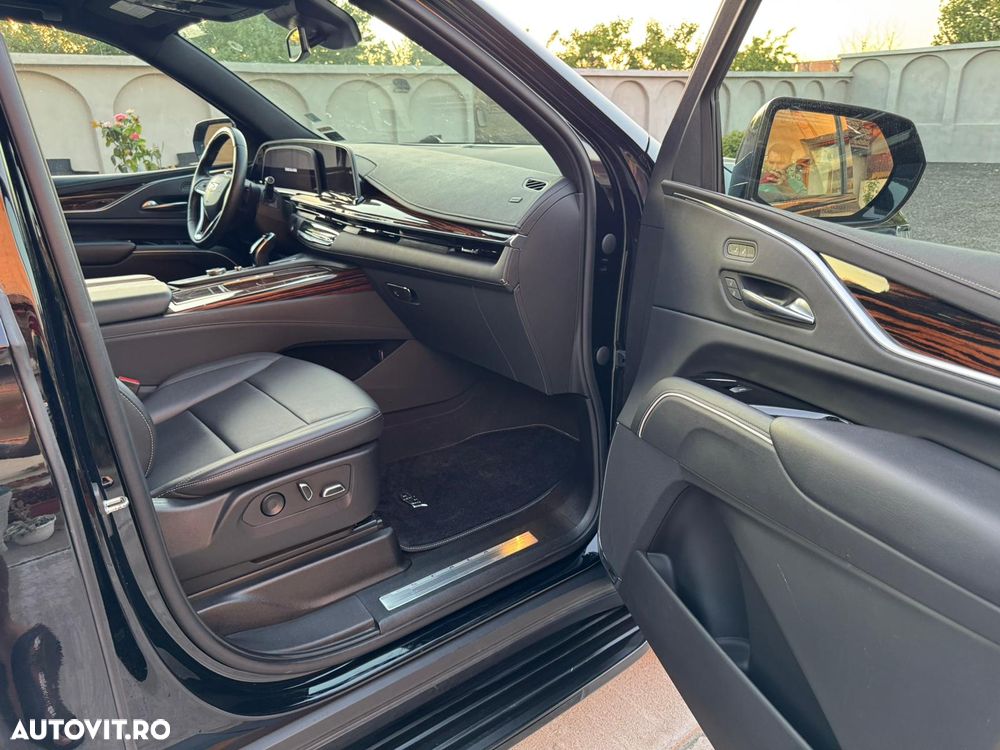 Cadillac Escalade - 6