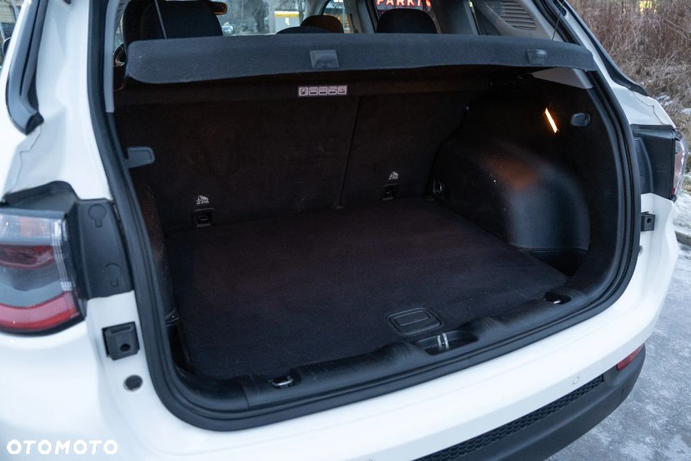 Jeep Compass - 15