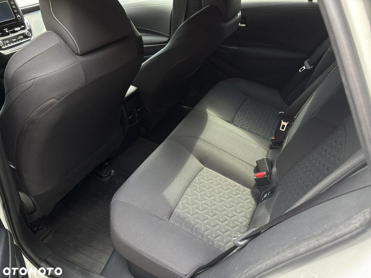 Toyota Corolla - 11