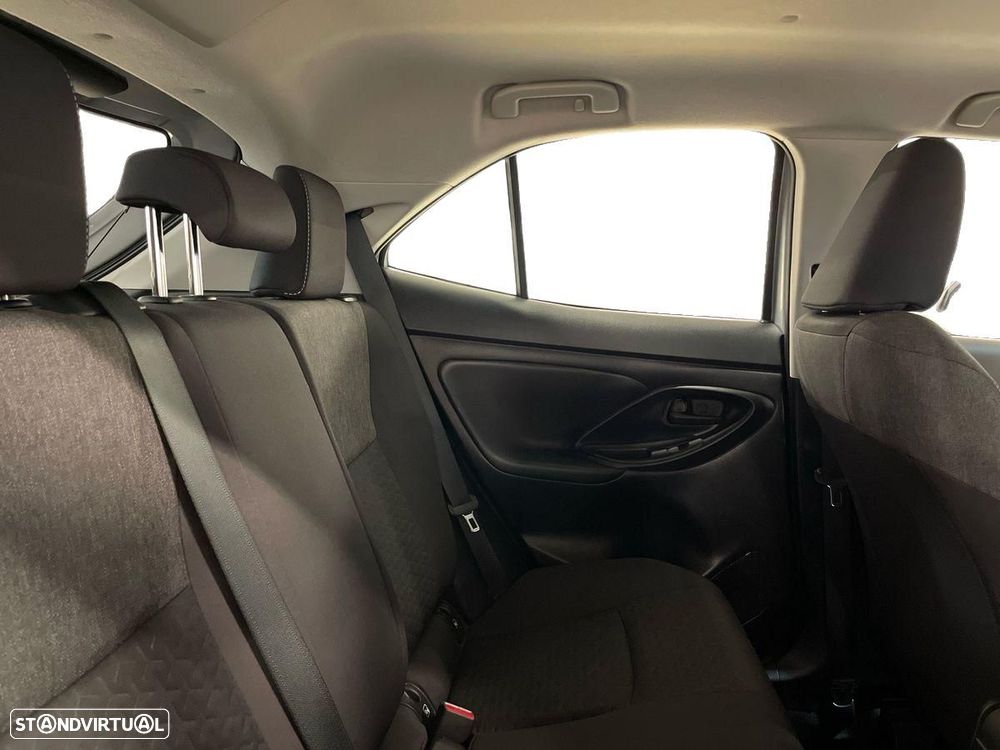 Toyota Yaris Cross 1.5 HDF Comfort Plus - 7