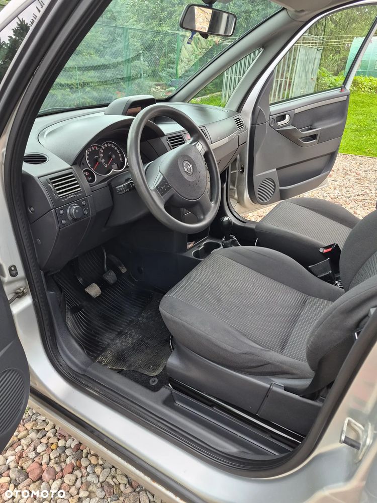 Opel Meriva - 11
