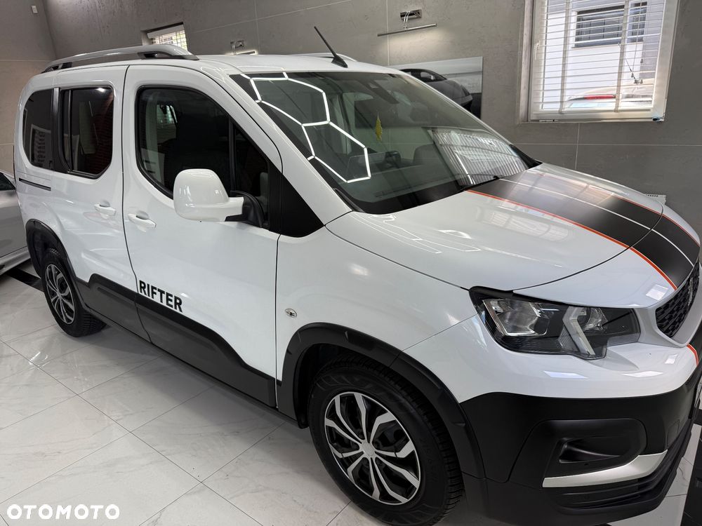 Peugeot Rifter 130 L1 EAT8 GT - 12