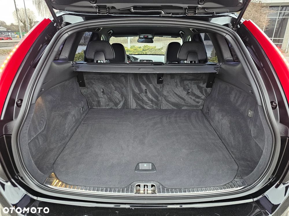 Volvo XC 60 D4 Momentum - 36