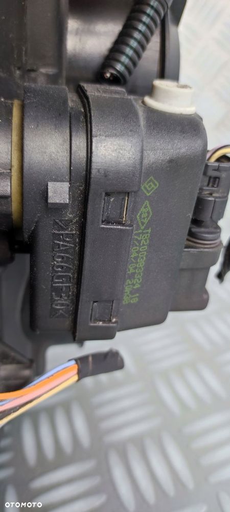 8200301845 reflektor lampa prawy prawa przód przednia RENAULT MODUS I EURO - 9