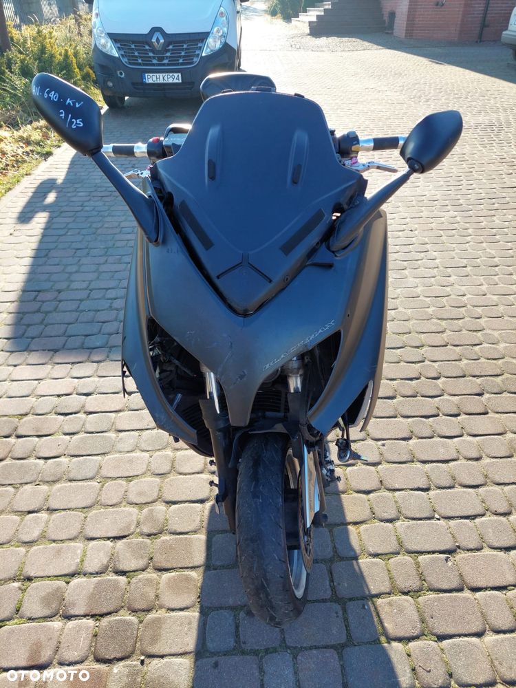Yamaha Tmax - 8