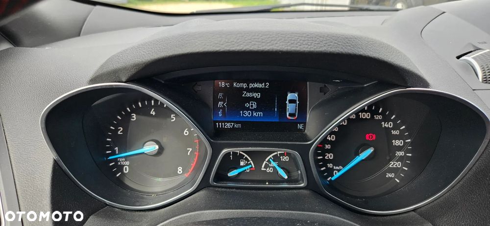 Ford Kuga - 36