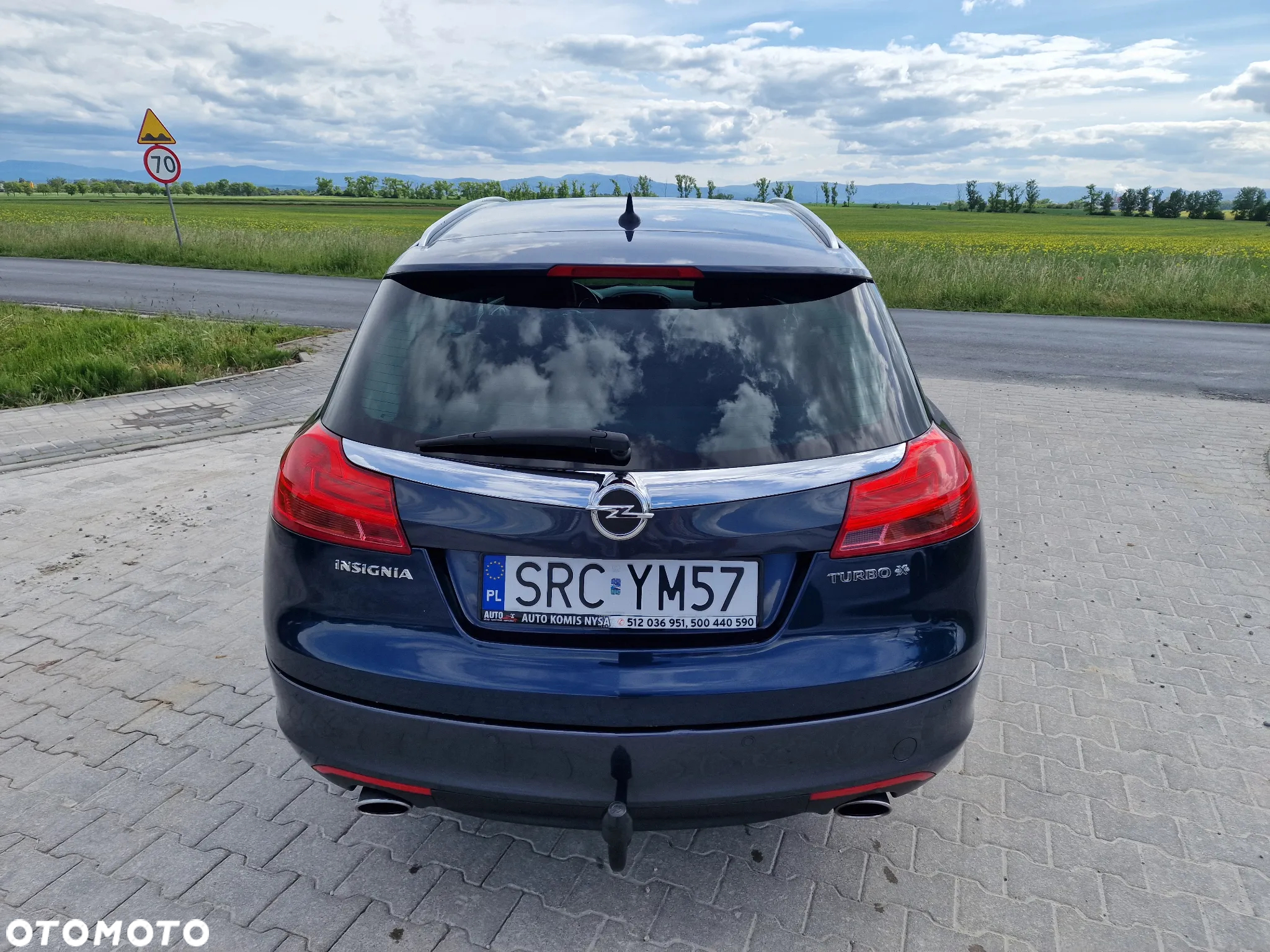 Opel Insignia 2.0 T Cosmo 4x4 - 11