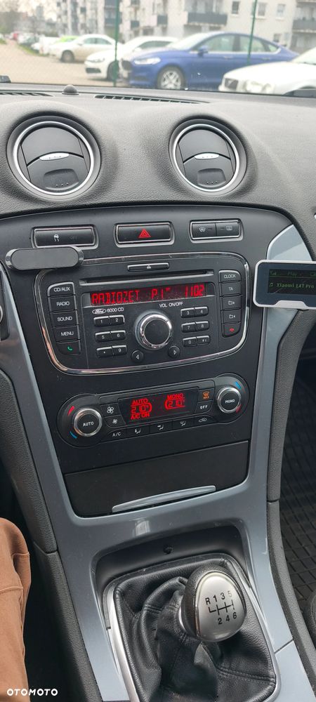 Ford Mondeo 2.0 TDCi Ambiente - 11