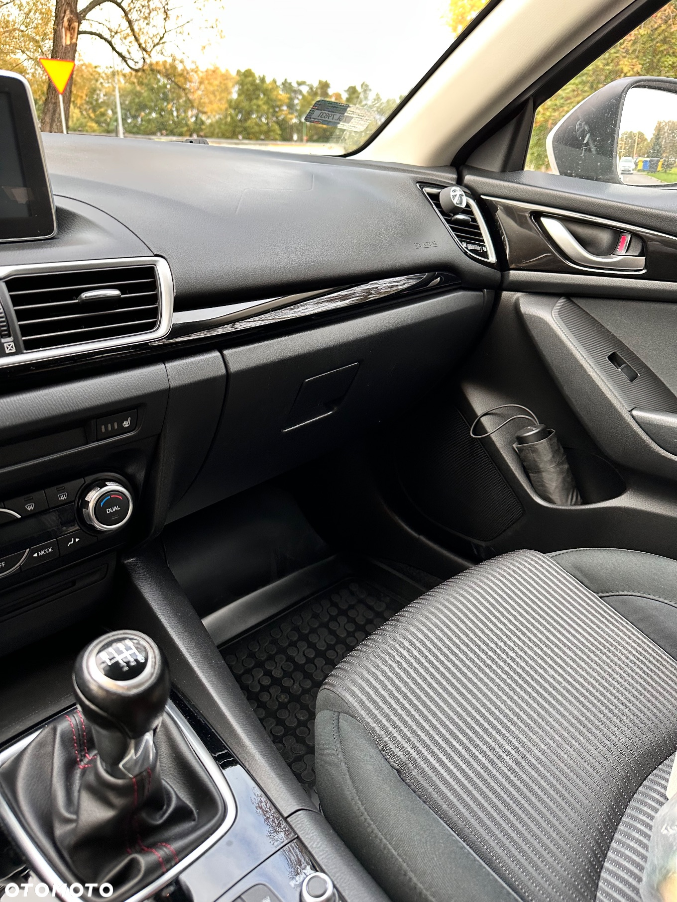 Mazda 3 - 13