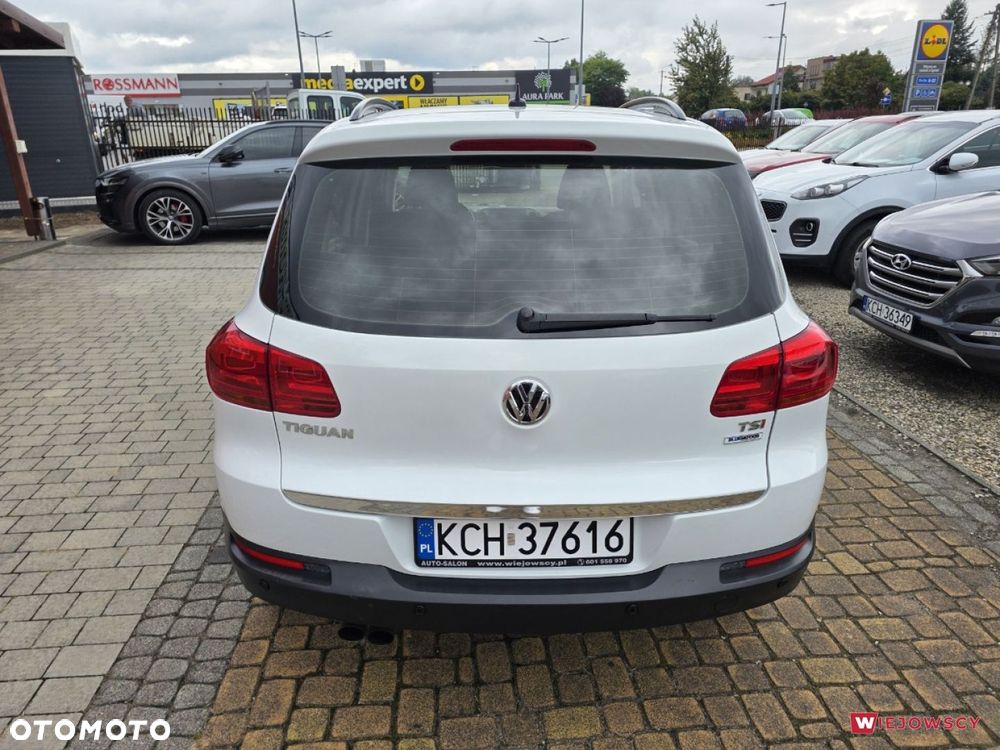 Volkswagen Tiguan - 10