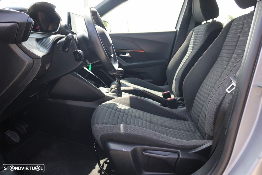 Peugeot 2008 1.2 PureTech Active Pack - 36