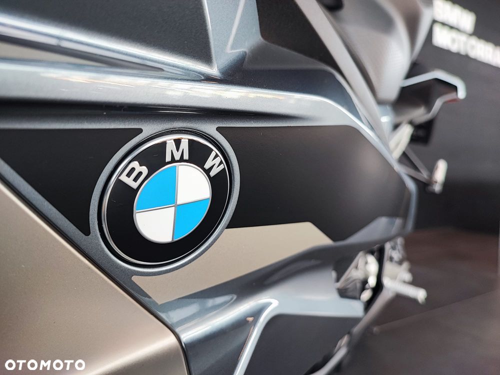 BMW S - 15