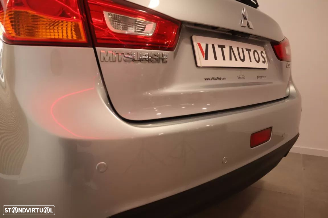 Mitsubishi ASX 1.8 DI-D Intense - 24