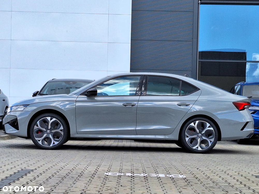 Skoda Octavia 2.0 TSI RS DSG - 5