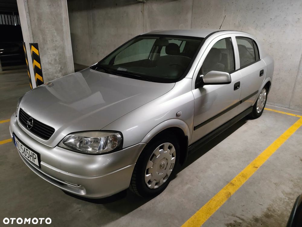 Opel Astra 1.6 Elegance - 1