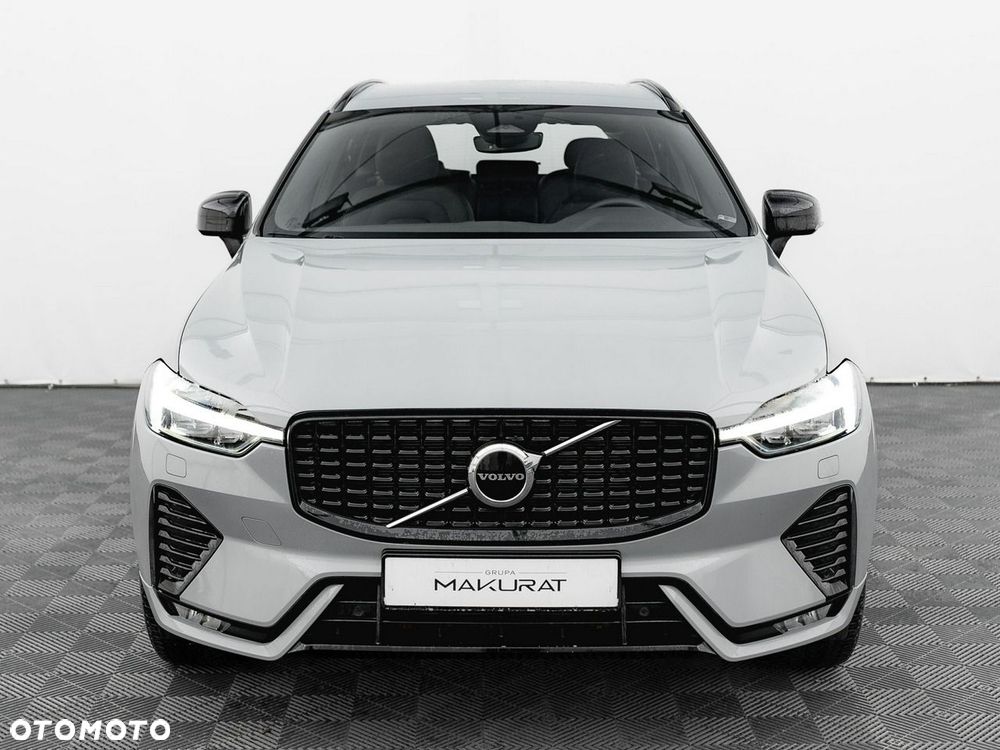 Volvo XC 60 B4 B Plus Dark - 8