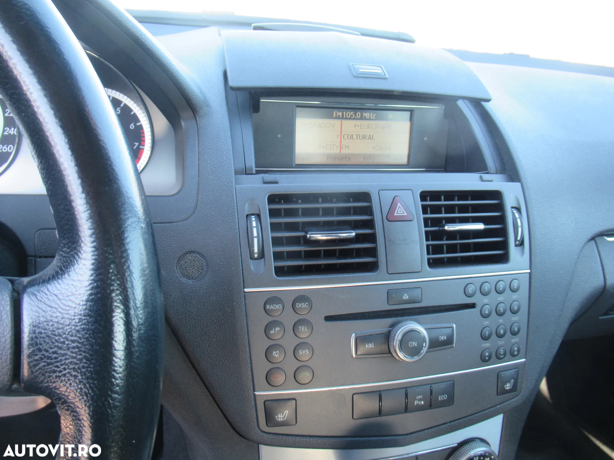 Mercedes-Benz C 180 BlueEFFICIENCY Avantgarde - 5