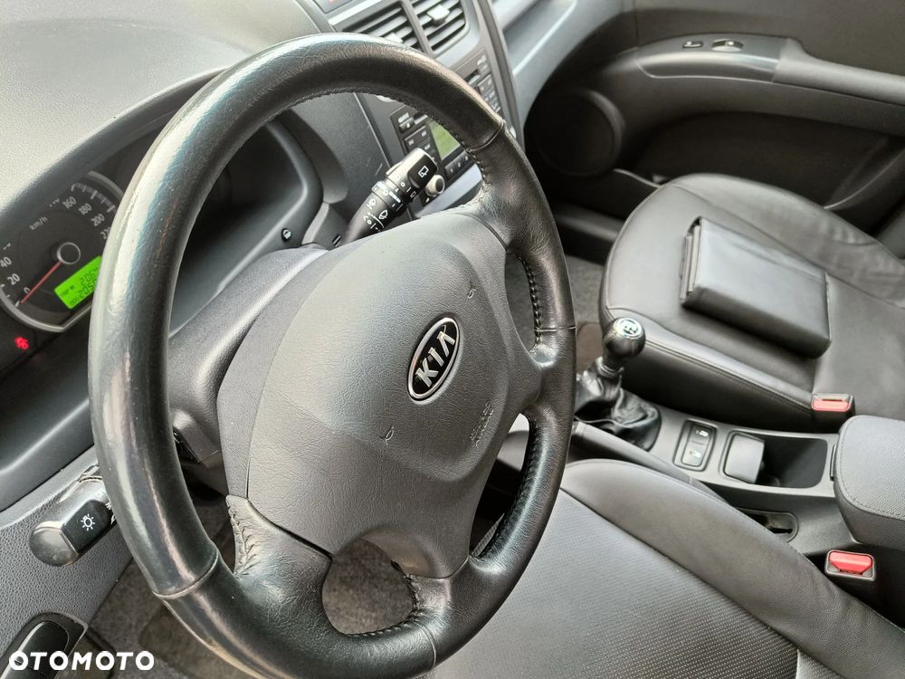 Kia Sportage - 32