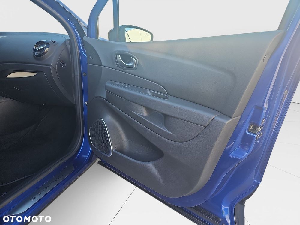 Renault Captur - 26