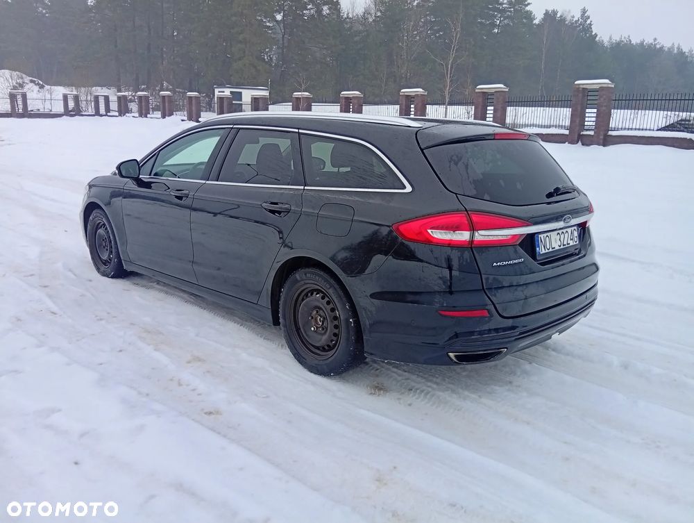 Ford Mondeo 2.0 EcoBlue Titanium - 24