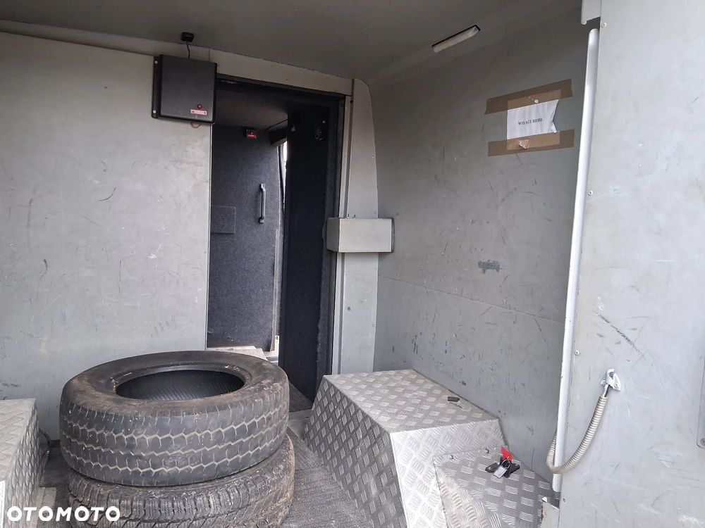 Volkswagen Crafter - 17