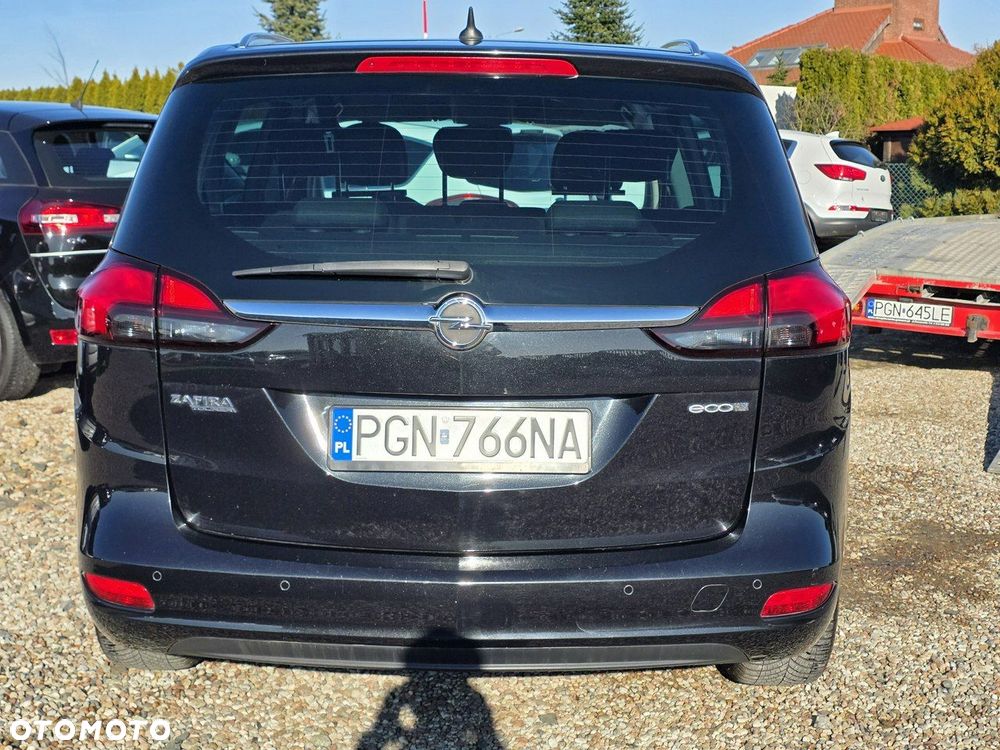 Opel Zafira - 25