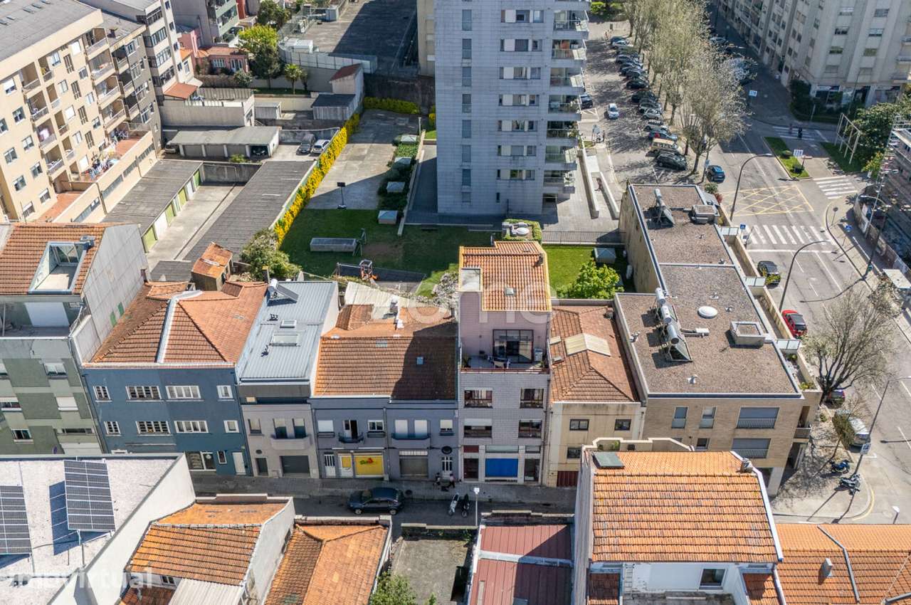 Oliveira Houses - Projecto Aprovado em Zona ARU - Grande imagem: 3/23