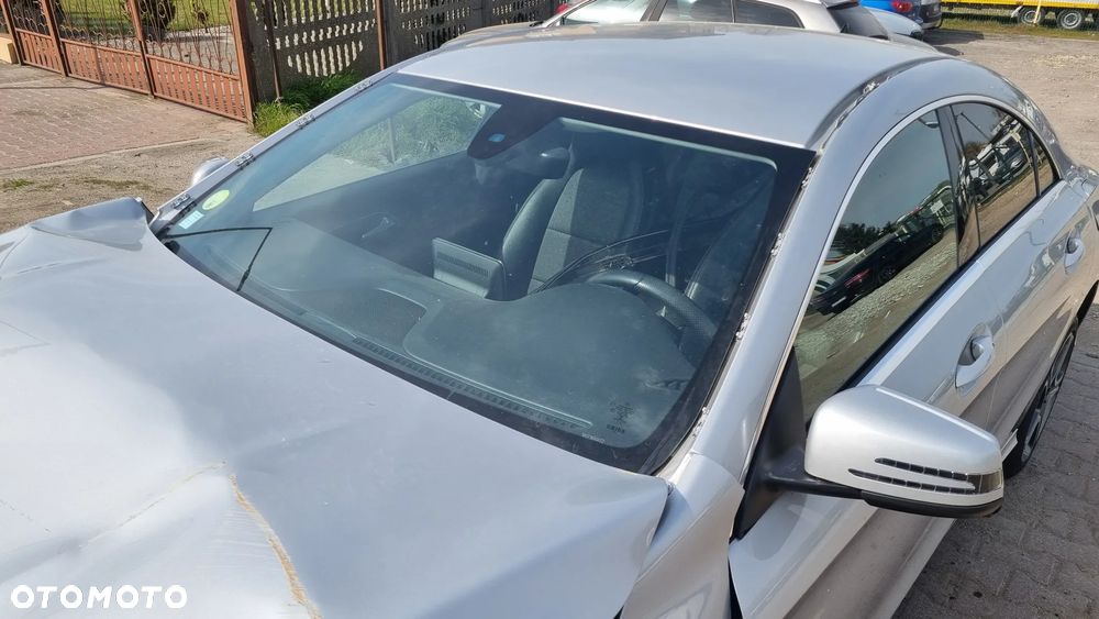 Mercedes-Benz CLA 200 d 7G-DCT UrbanStyle Edition - 38