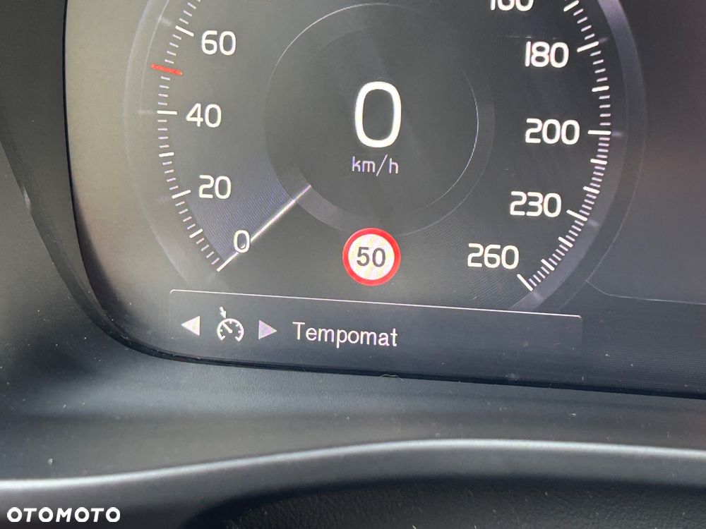 Volvo XC 40 T4 Plug-In Hybrid Inscription - 16