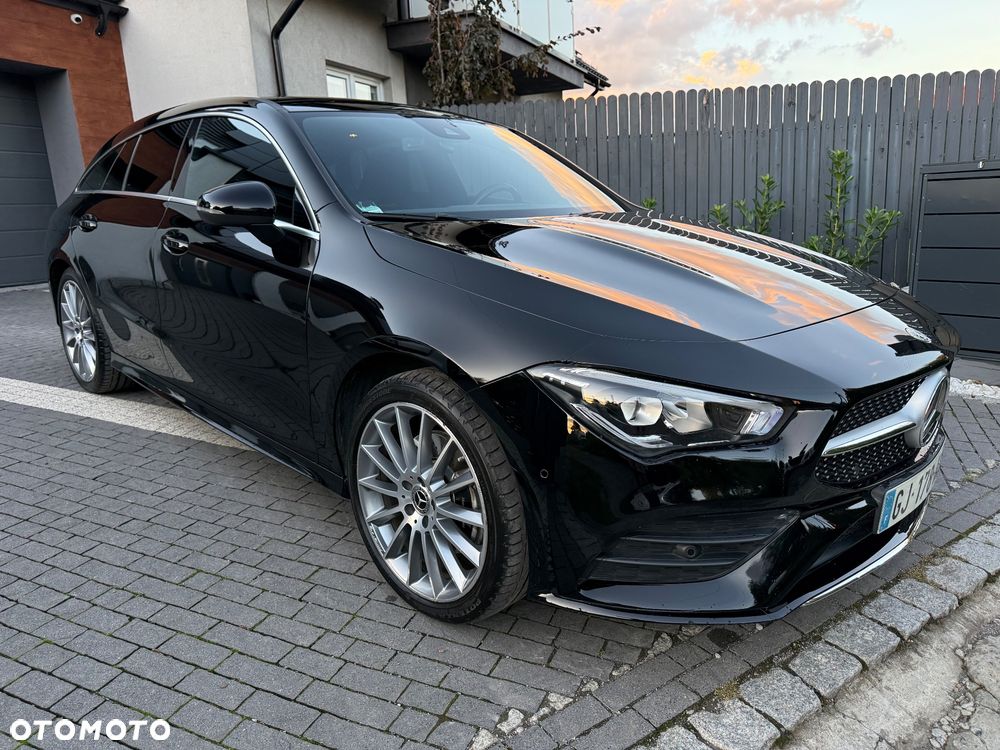 Mercedes-Benz CLA 250 e 8G-DCT AMG Line - 3