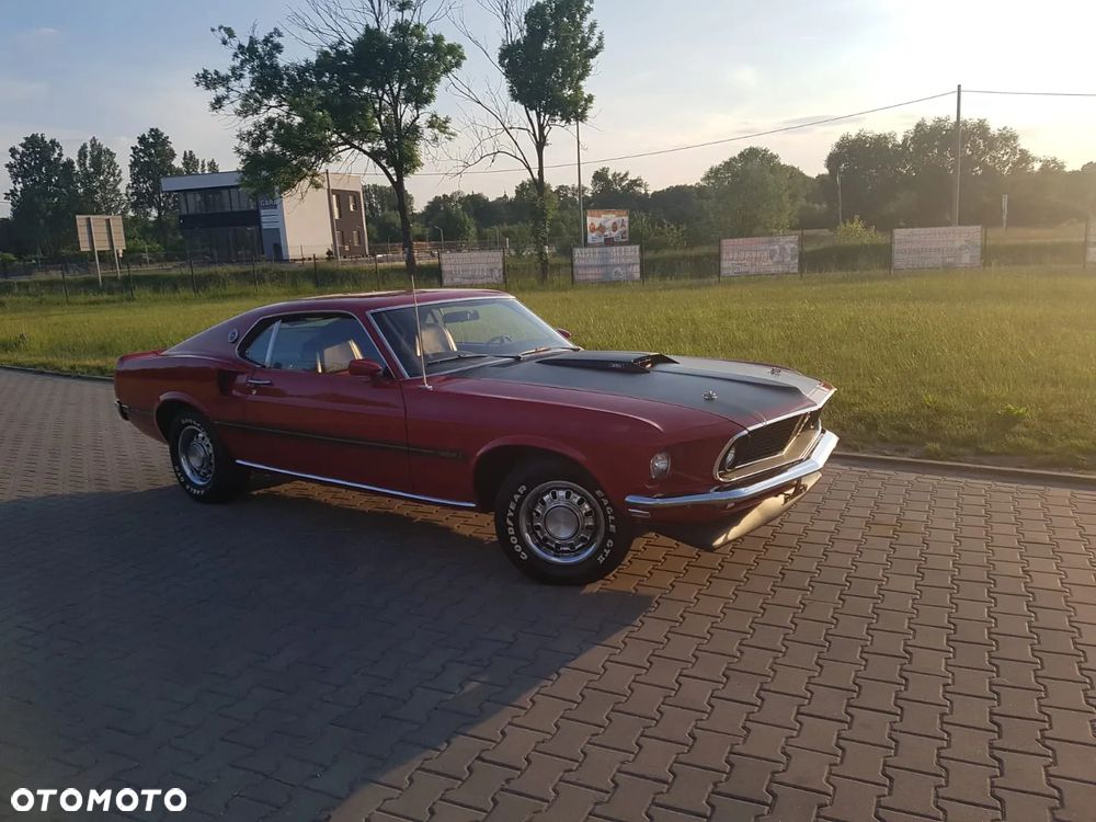 Ford Mustang - 2
