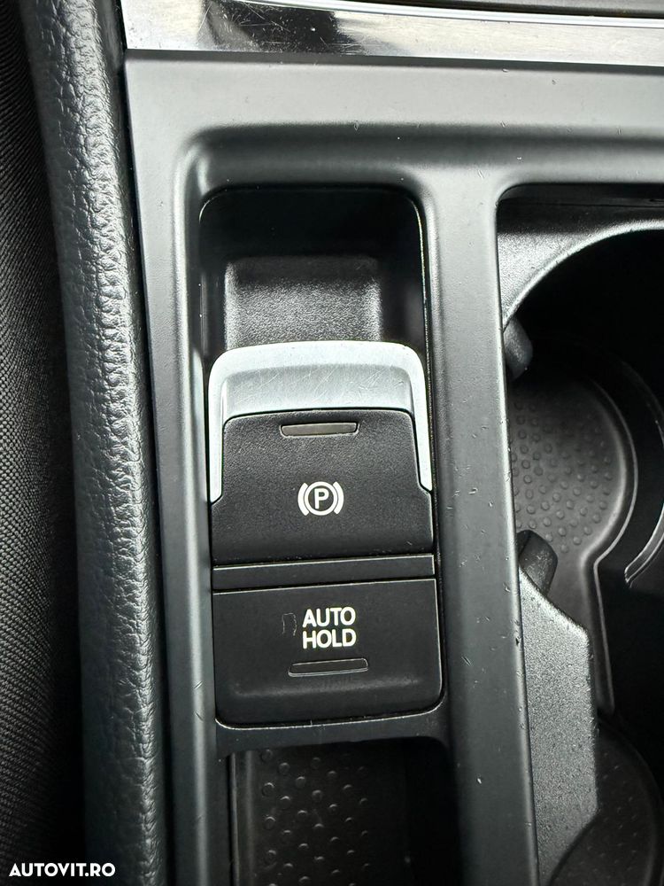 Volkswagen Golf 1.4 TSI BlueMotion Technology DSG Highline - 33