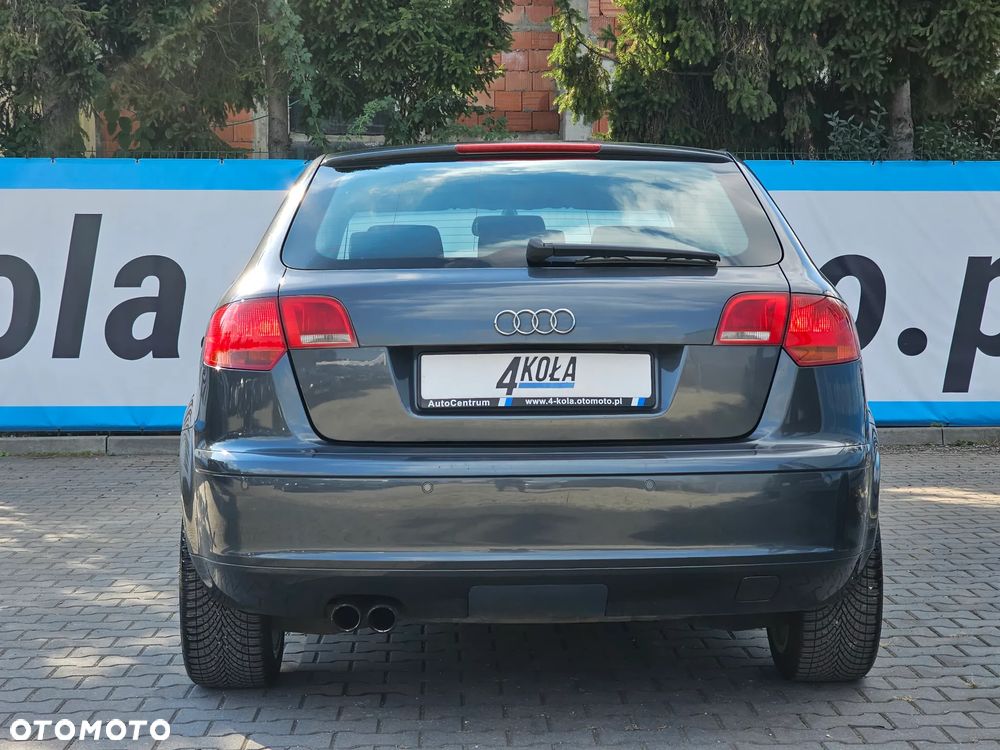 Audi A3 Sportback 2.0 FSI Attraction - 5
