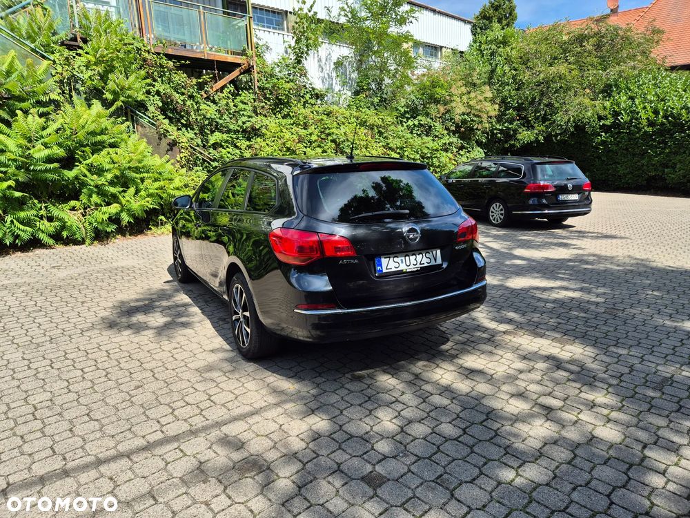 Opel Astra 1.6 CDTI Sport - 4