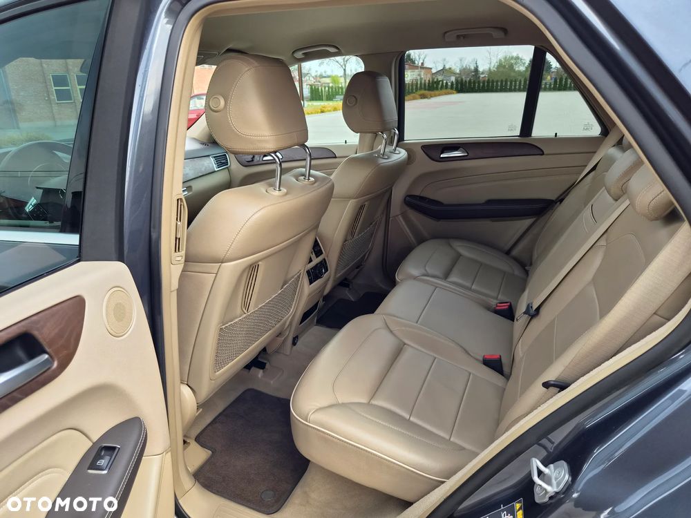 Mercedes-Benz ML 350 BlueEff 4-Matic - 12