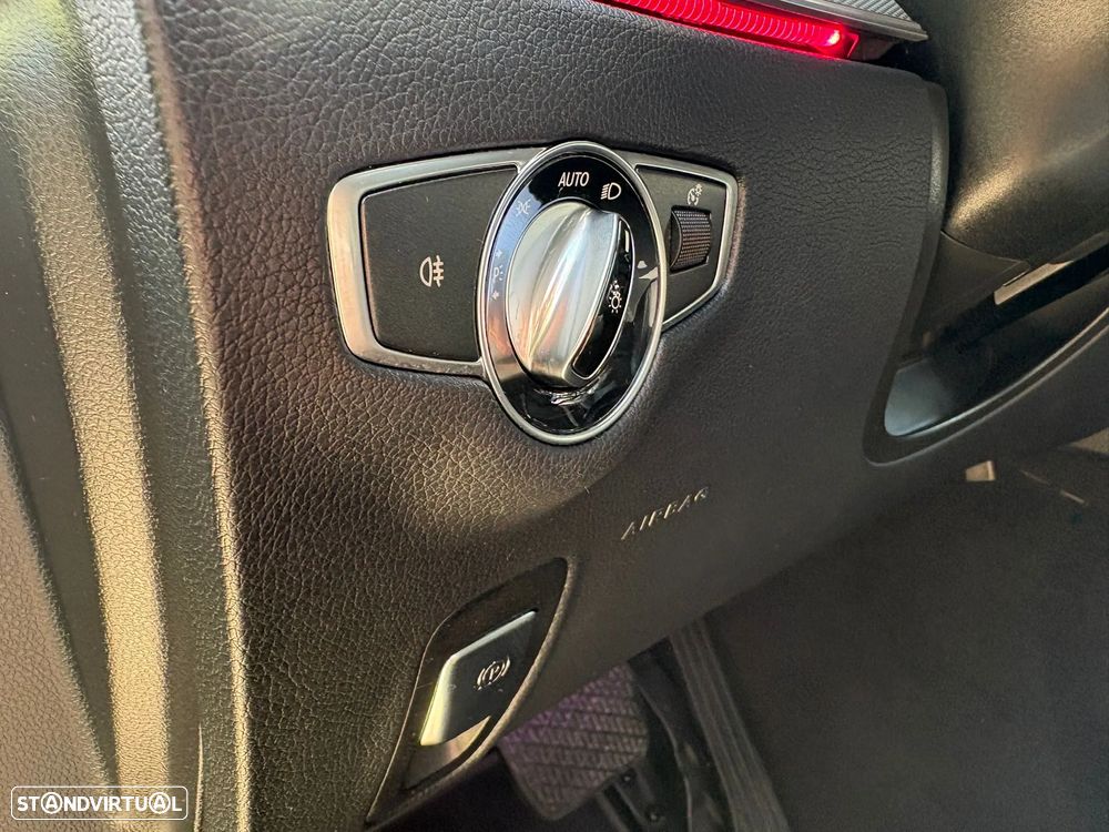 Mercedes-Benz E 400 d 4Matic 9G-TRONIC AMG Line - 25
