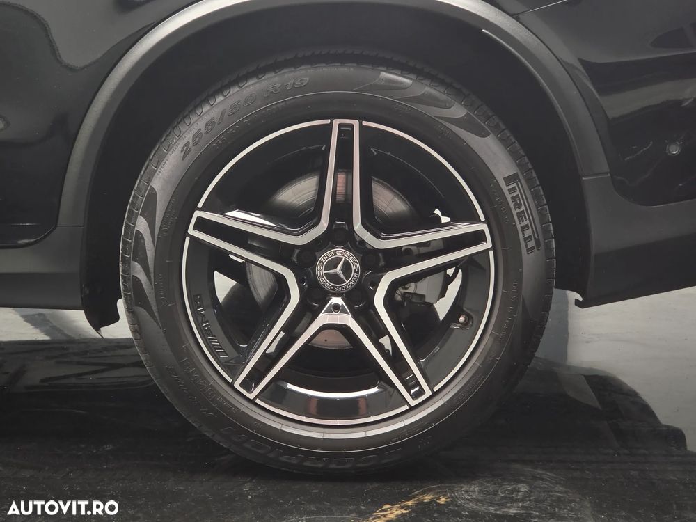 Mercedes-Benz GLC Coupe 220 d 4Matic 9G-TRONIC AMG Line Plus - 35