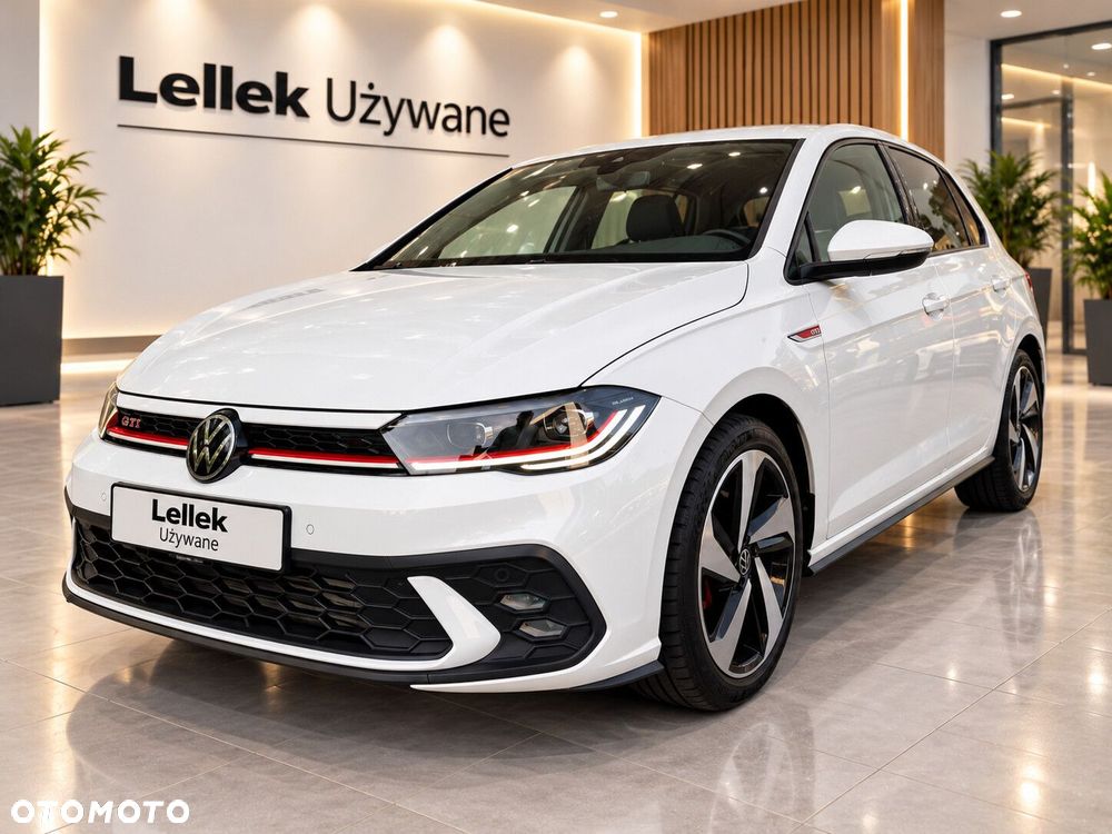 Volkswagen Polo - 2
