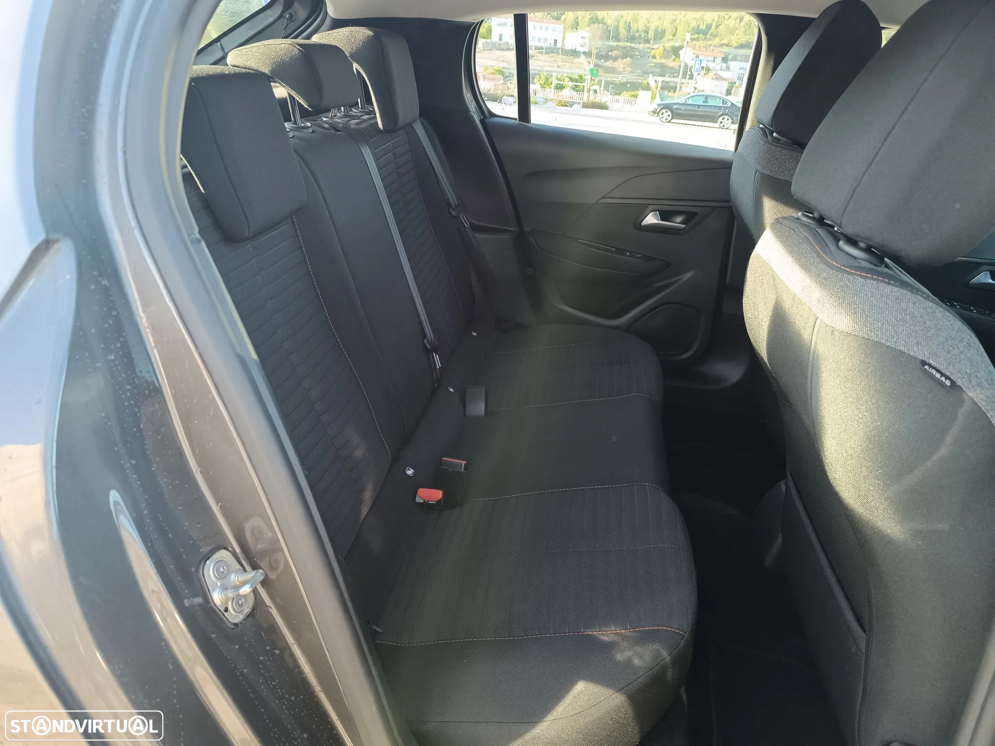 Peugeot 208 1.5 BlueHDi Allure Pack - 13