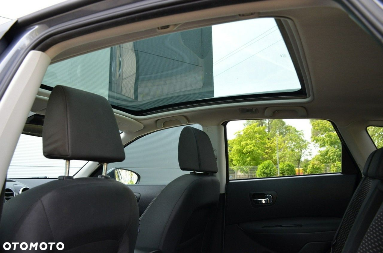 Nissan Qashqai - 25