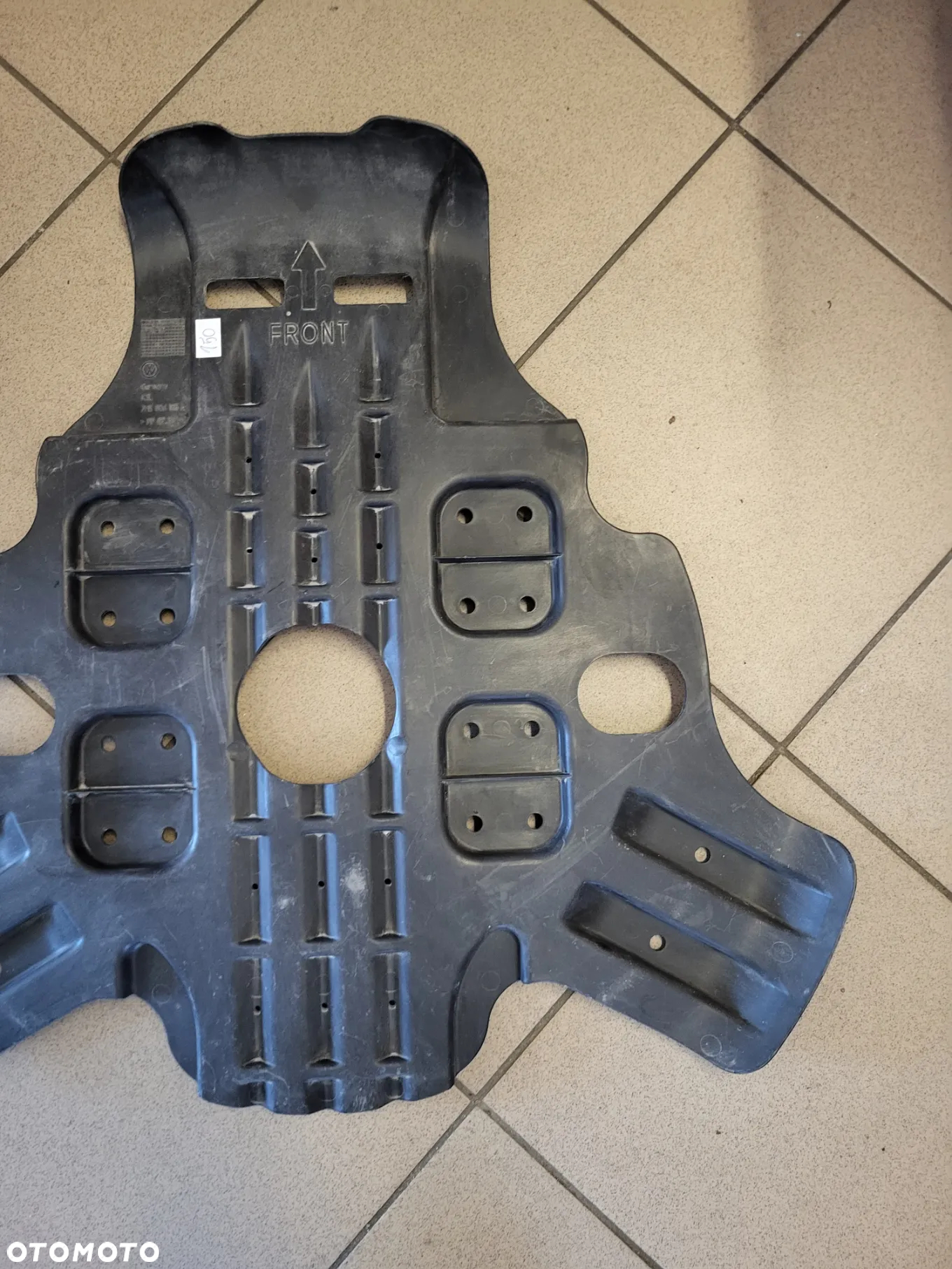 OSŁONA KOŁA ZAPASOWEGO VOLKSWAGEN MULTIVAN T5 7H5806185A - 2