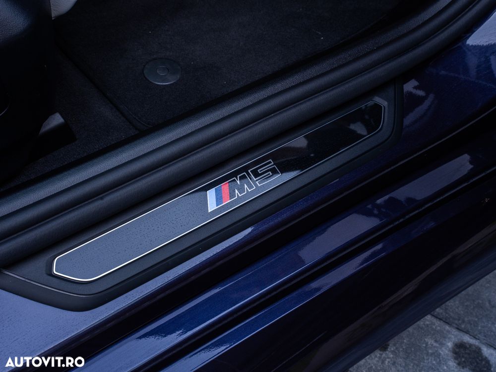 BMW M5 xDrive AT PHEV - 31