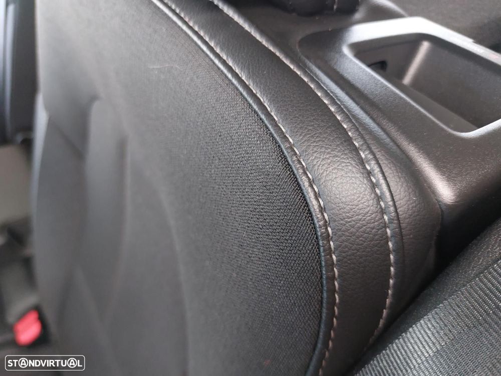 Volvo XC 40 1.5 T5 PHEV Momentum Plus - 23